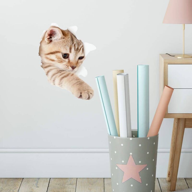 3D Wandtattoo Wohnzimmer Baby Katze Wandsticker Kätzchen auf  Entdeckungstour Mauerdurchbruch selbstklebend 21x30cm