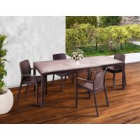 Dmora - Conjunto de mesa y sillas Manarola, estante rectangular extensible para exterior con 4 sillas incluidas, mesa y asientos de jardín efecto ratán, 100% Made in Italy, Marrón