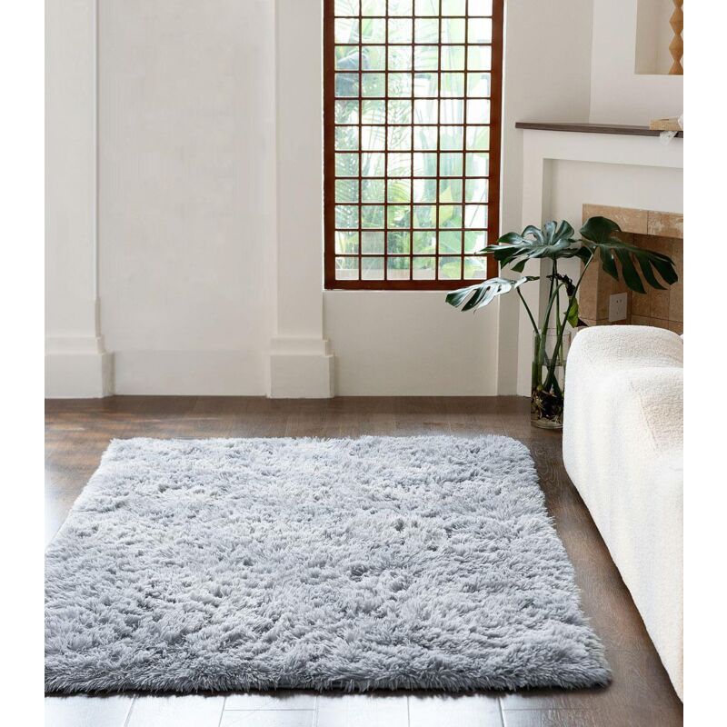 Kampala Hill Cuddle Area Rug Silver 80x150cm