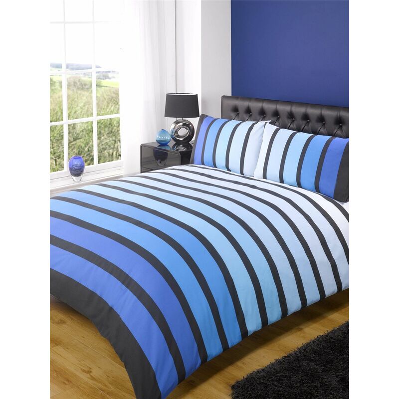 Blue quilt best sale bedding