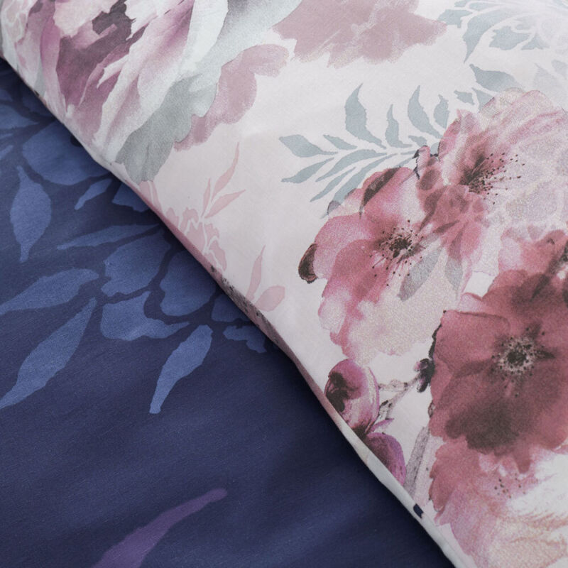 Catherine Lansfield Dramatic Floral Easy Care Duvet Cover Set Silver