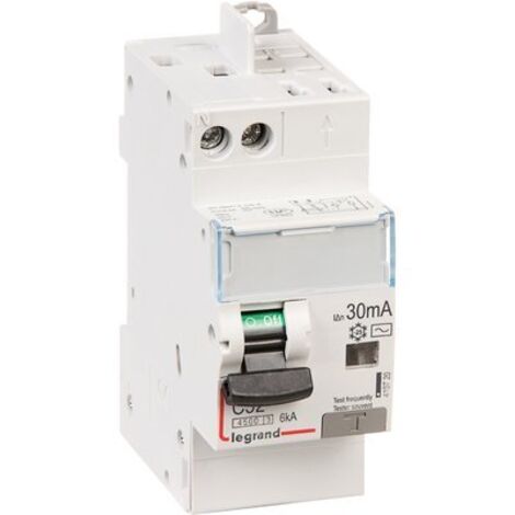 Legrand – Disjoncteur différentiel 32A 4.5kA 30mA type AC bipolaire – Courbe C – Tension 230V – Montage encastré pour installations électriques (1/6)