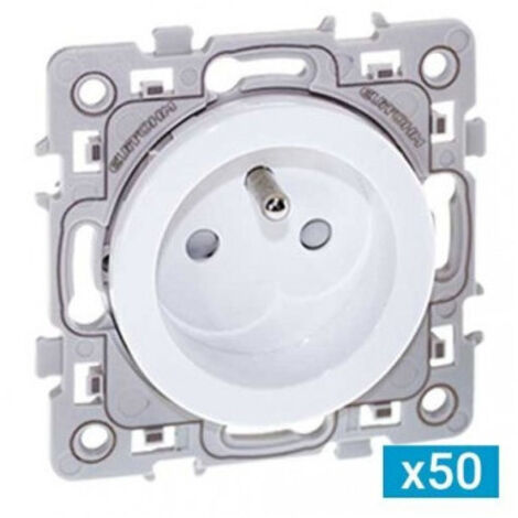 EUROHM SQUARE LOT DE 50 PRISES DE COURANT 2P+T BLANC - 60269