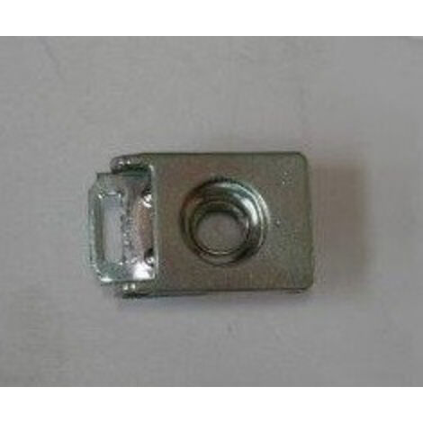 Clips-écrou pour vis M6 pour bati d'armoire et traverses perforées LEGRAND 047712 (1/2)
