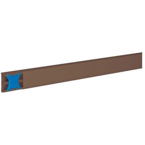 Hager – Moulure ATA 12x30 marron 2,10m – Pour passage de câbles dans espaces sombres – Finition soignée et discrète – Compatible avec cloisons - ATA123018014