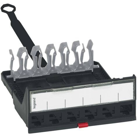 Cassette nue pour panneaux de brassage droits à équiper LCS³ LEGRAND 033755