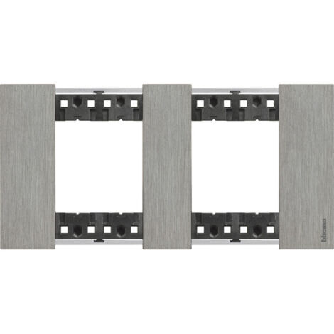 Living Now plaque acier 2X2 modules 71V BTICINO BTKA4802M2ZG