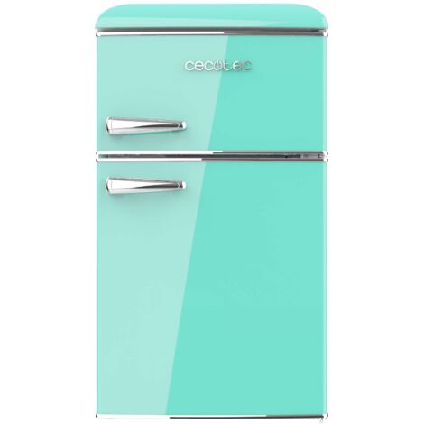 Minifrigo retrò verde a doppio sportello, alto 89,3 cm e largo 48,7 cm, con capacità di 86 litri, classe energetica E, interno a LED e maniglia cromata.