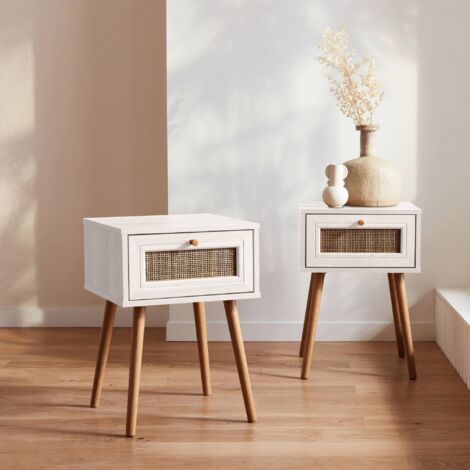 sweeek - 2er-Set Nachttische mit Holzlook und Rohrgeflecht