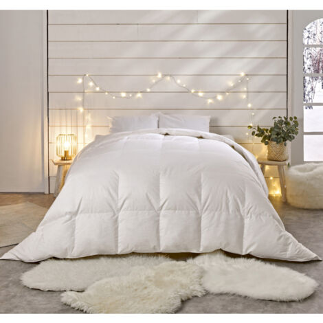 Couette 70% duvet - 220x240 cm  Garnissage naturel 70% duvet + 30