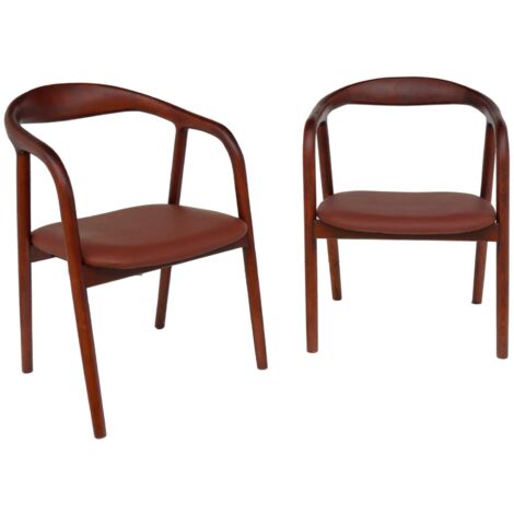Lot de 2 fauteuils structure bois d'hévéa. assise simili cuir. teinte noyer vintage. L 55 x P 57 x H 79cm. Noyer / Marron (1/5)