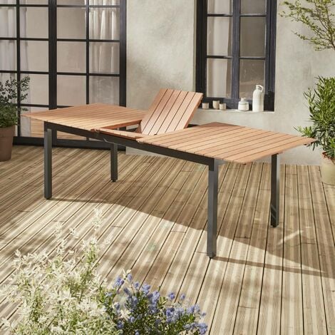 Table de jardin bois