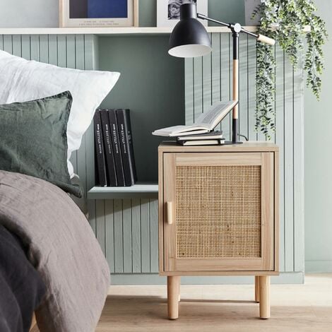 Lot de 2 tables de chevet en cannage et décor bois - Camargue - 40x30x58cm. 2 niveaux. 1 porte. pieds droits