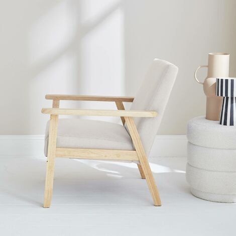 Fauteuil scandinave en bois et tissu crème. Isak. L 64 x P 69.5 x H 73cm