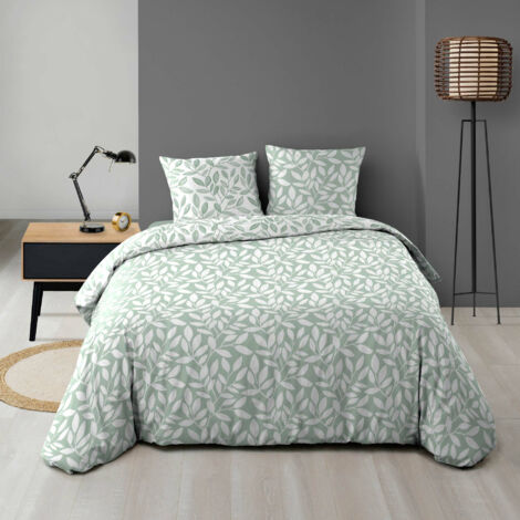 Douceur D'Intérieur – Parure de lit 240x220 cm – Microfibre 100% polyester – Motif feuillage vert sauge – 2 taies 63x63 cm incluses