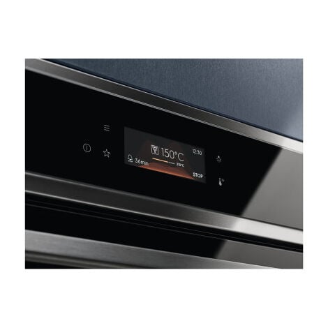 Four Electrolux EOC8P39X
