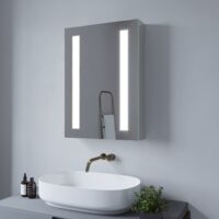 LED Spiegelschrank Badezimmerspiegel Glasspiegel mit Beleuchtung Badezimmerschrank Großer Stauraum IP44 Kaltweiß 6400K 50x70cm Badschrank 1türig mit Steckdose