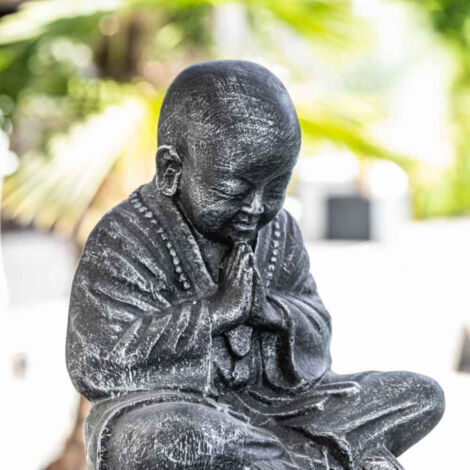 Statue moine shaolin assis gris patiné 40 cm