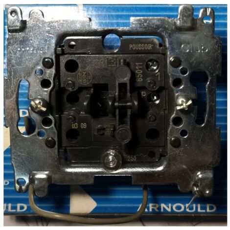 Arnould 65011 Poussoir Lumineux 6A 250V - Club