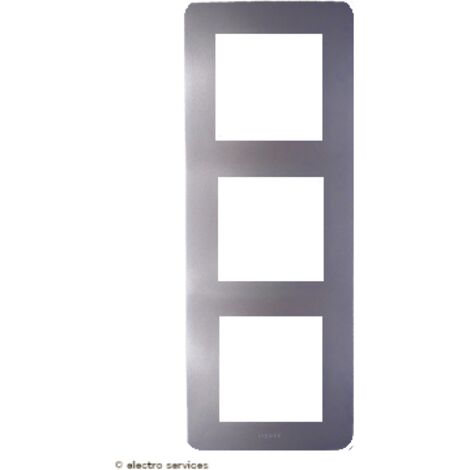 Plaque de finition Niloé Legrand 3 Postes Finition: Argent