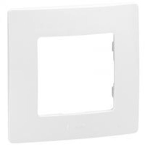 Legrand – Plaque Niloé 1 poste blanche – Plastique thermoplastique – Installation par clipsage – Compatible gamme Niloé – Dimensions 86x86mm