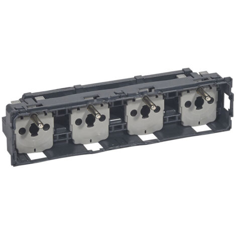 Legrand – Prise de courant complète 2P+T précâblée – Pour chantiers humides – Indice de protection IP44 – 16A – Montage facile (1/4)