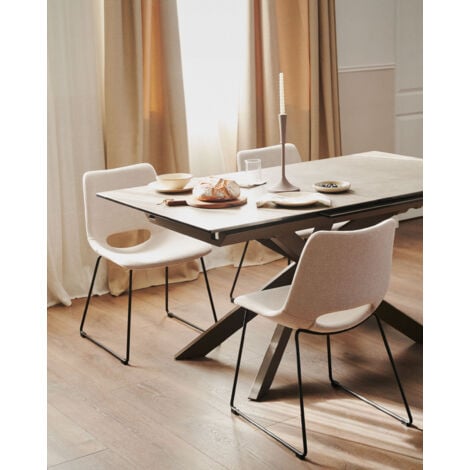 Kave Home - Sedia Zahara beige e gambe in acciaio finitura nera