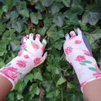 Gardening gloves Tools Bamboo Working Gloves for Women and Men. Ultimate Barehand Sensitivity Work Glove for Gardening, Fishing, Restoration Work & More, pink, M