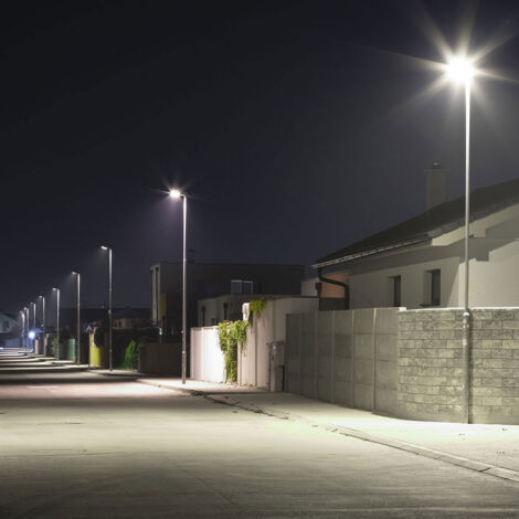 Lampione stradale Luce parcheggio Illuminazione stradale Faretto LED per esterno, grigio alluminio, 100W 8400lm 4000K bianco neutro, LxPxH 46x22x8,8cm