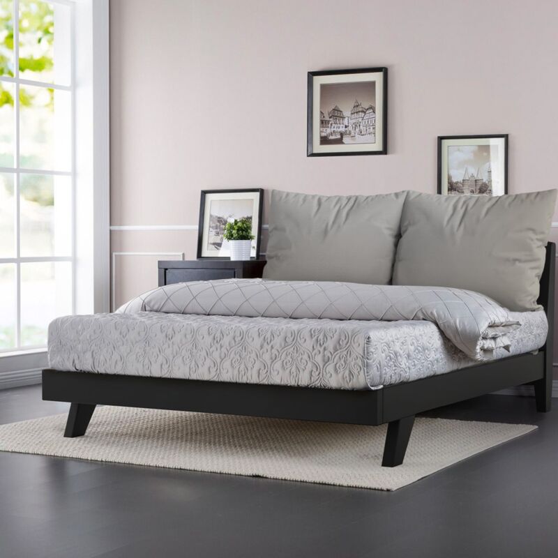 Letto matrimoniale 160x200cm design moderno con doghe e cuscini Rust King  Colore: Nero