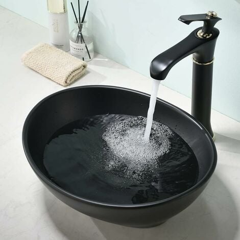 Vasque de salle de bain en résine ou en céramique : quel matériau  privilégier ? - Creazur Pro