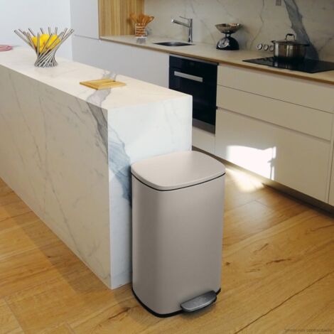 Poubelle à  pédale de cuisine Acier AKIRA 30L Taupe mat Spirella