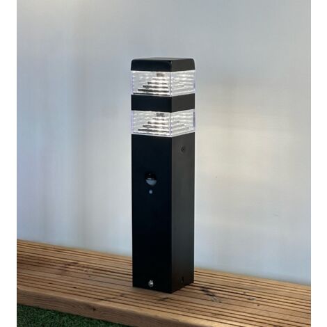 Borne Pyramide 1000 lumens avec détecteur