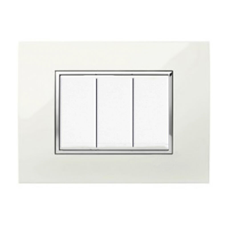Placca Placchetta Elettrica Copri Interruttore per esterno 3 Posti colore  Bianco - Serie My Life - ECL4611 B