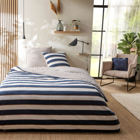 Parure de lit réversible 240x220 cm en coton 57 fils – Motif rayé bleu et blanc – Housse de couette et 2 taies d'oreiller – Future Home (1/5)