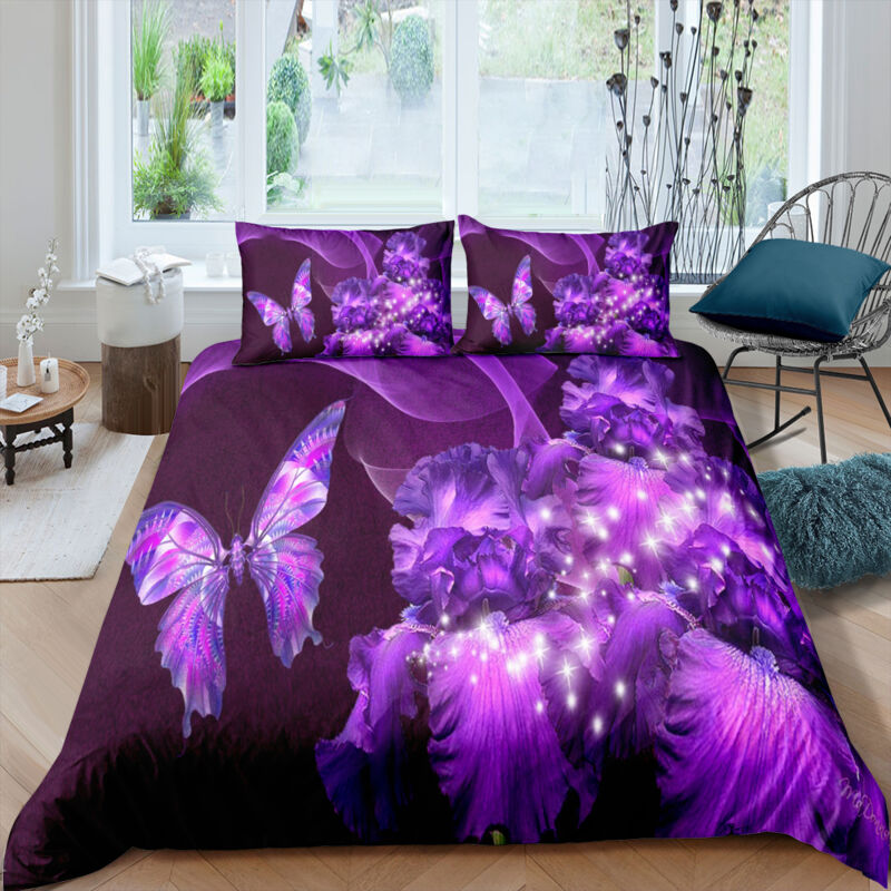 Impression sur toile « Papillons et fleurs violets », par Medly