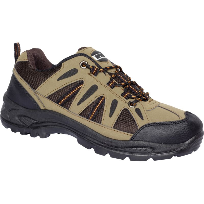Paire de chaussures multi-activités Axios taille 43