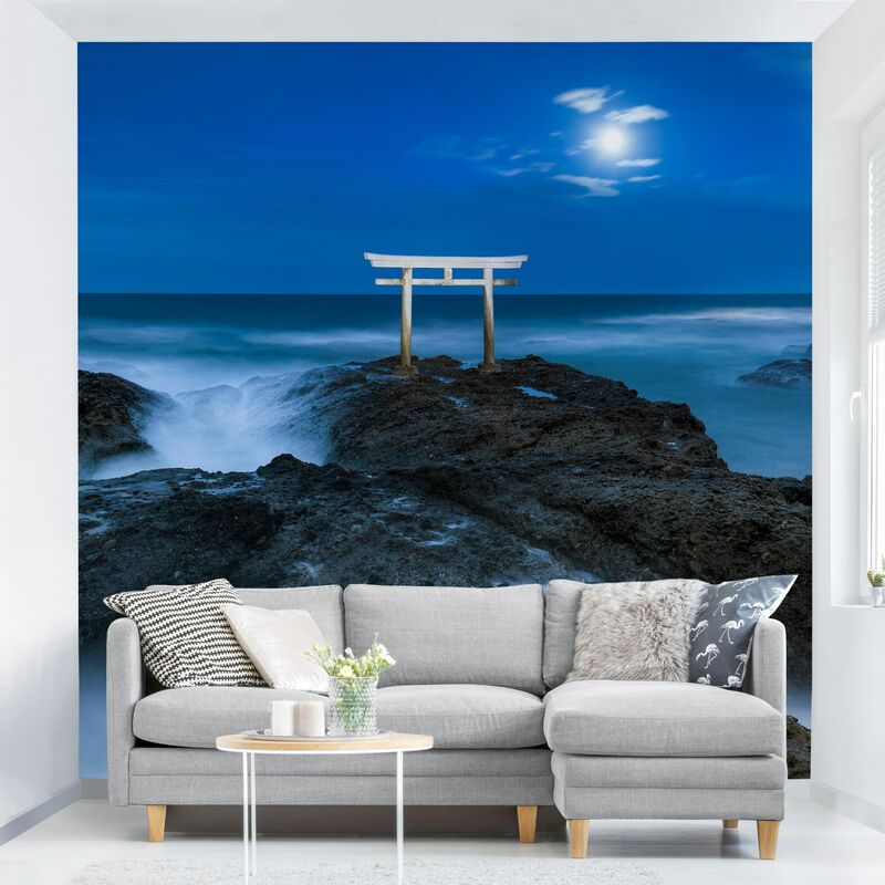 MICASIA - Carta da parati - Torii al mare con Luna piena Dimensione HxL: 288cm x 288cm