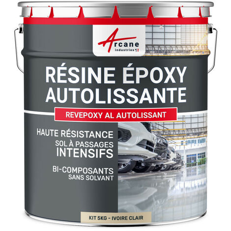Arcane Industries – Résine epoxy autolissante pour sol intérieur – Effet miroir – 5 kg ivoire clair RAL 1015 – Application facile sur béton et carrelage
