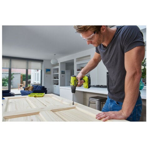 RYOBI Perceuse-visseuse 18V One+ - 2 Batteries 4.0Ah et 2.0Ah - 1 Chargeur - R18DD2-242S