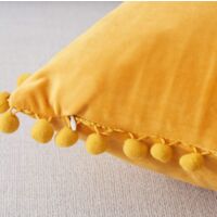 2 Pieces of Velvet Cushion Cover Case Decorative Pillow Super Sweet Color Solid Hair Ball Pillow Case House Living Room Bedroom Sofa Pillow Pillow Tarden (Dark Yellow) (45 * 45 cm)