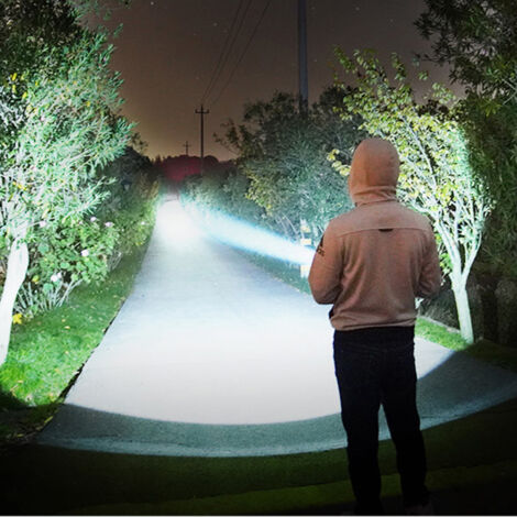 Lampe de poche LED 10000 lumens, 5000mAh USB rechargeable 26650 batterie incluse, 5 modes d'éclairage, zoomable, longue durée de travail torche tactique pour le camping, la randonnée, la chasse, l'urg