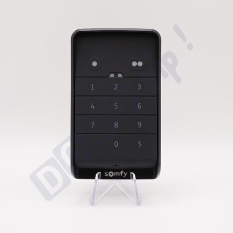 Somfy – Clavier à code radio 2 canaux – Alimentation par pile lithium CR 2450 – Installation sans câblage – Indice de protection IP55 – 1870917
