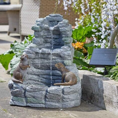 Solar Powered Garden Water Fountain Otter Water Feature Resin Animal Garden Ornament Outdoor Patio Decorative Fountain