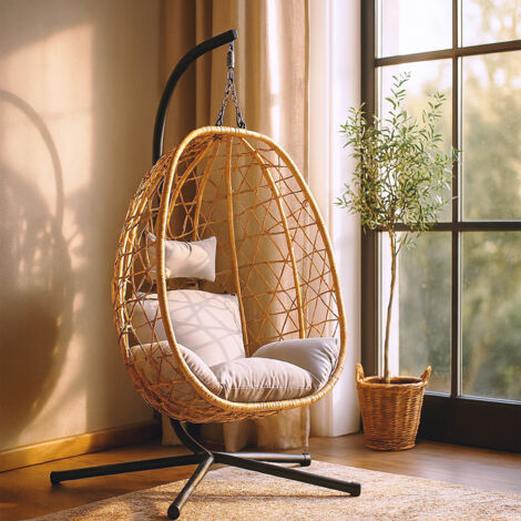 Poltrona sospesa in rattan CUZCO