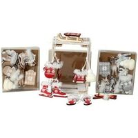 Décoration Noël en bois, Lot de 30 suspensions décoratives beiges, grises et rouges.