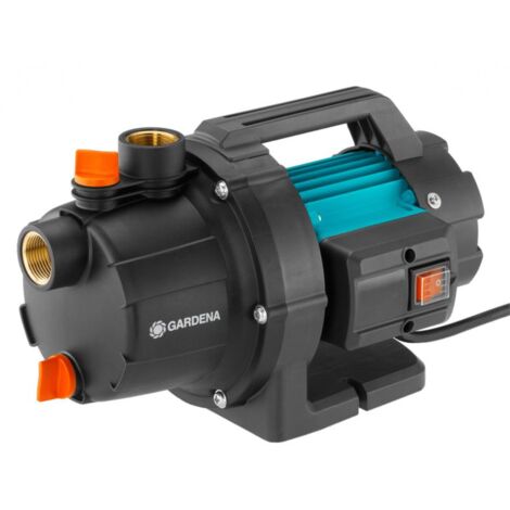 Gardena – Pompe de surface 600W – Débit max. 3000 l/h – Pression max. 3.5 bar – Aspiration automatique jusqu'à 7 m – Hauteur manométrique 35 m