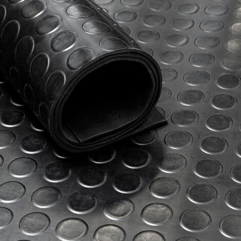 Tapis de sol en caoutchouc noir dessin pastille, 120cm de largeur vendu au  mètre.
