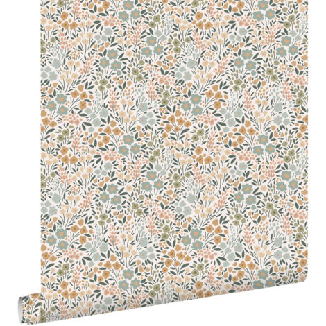 Papier peint à motif fleurs bleu grisâtre, rose terracotta et vert – Dimensions 53cm x 10,05m – Intissé écologique facile à poser – Estahome