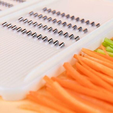 Korean Carrot, Cabbage, Onion Grater Plastic Carrot Slicer